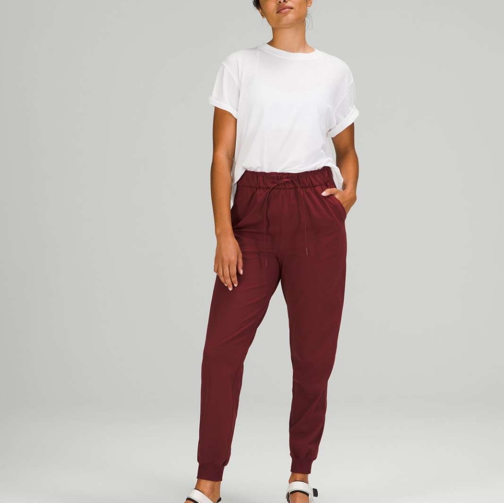 NWT lululemon jogger